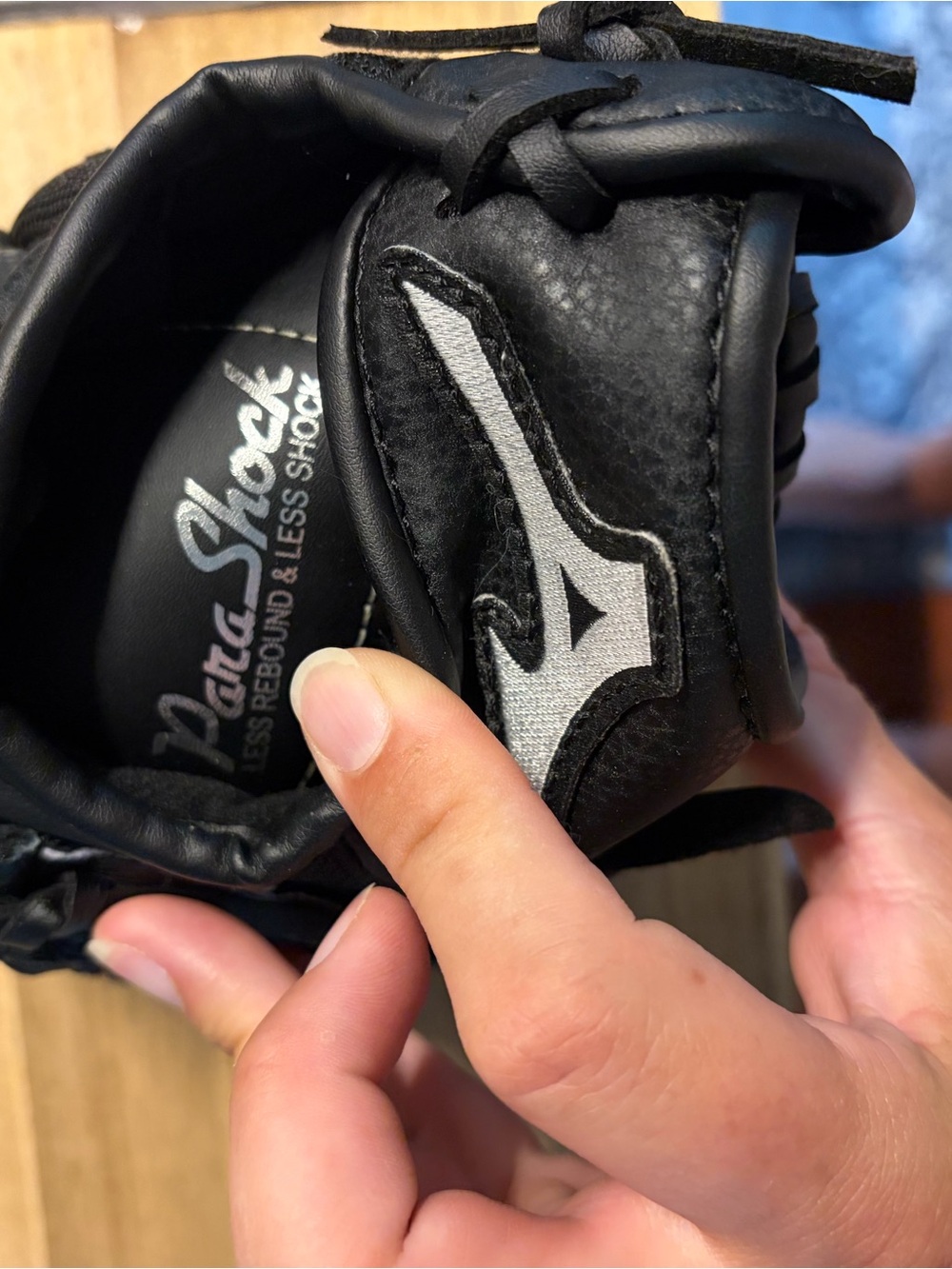 Mizuno Kids Black and Silver baseball glove